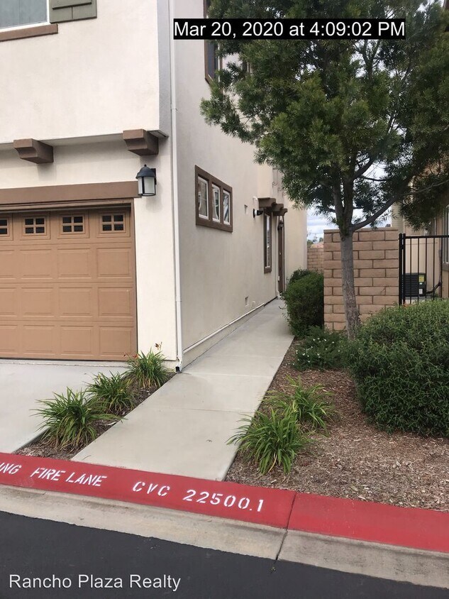 Primary Photo - 3 br, 2.5 bath House - 27840 Avenida Avila