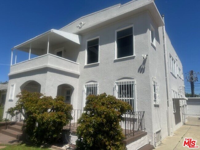 Foto del edificio - 5850 Arlington Ave