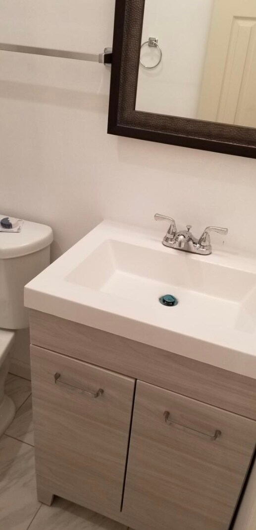 Building Photo - The Adams Apartments