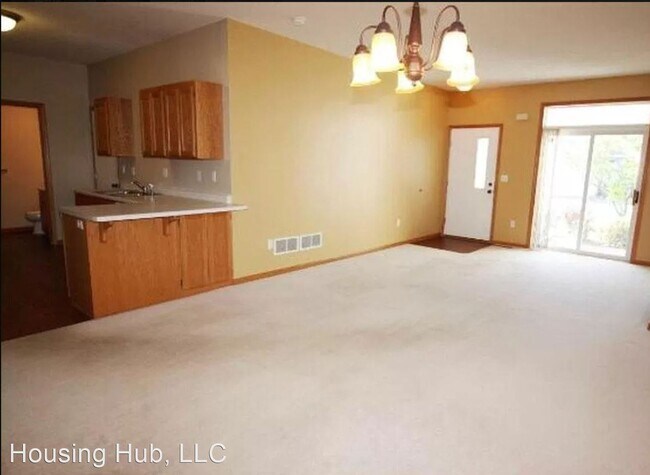 Building Photo - 2 br, 3 bath House - 1900 Parkway Avenue