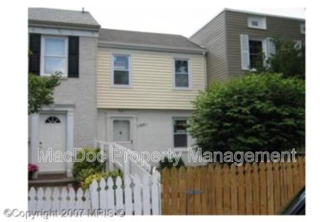 Photo - 9209 Hood Rd Townhome