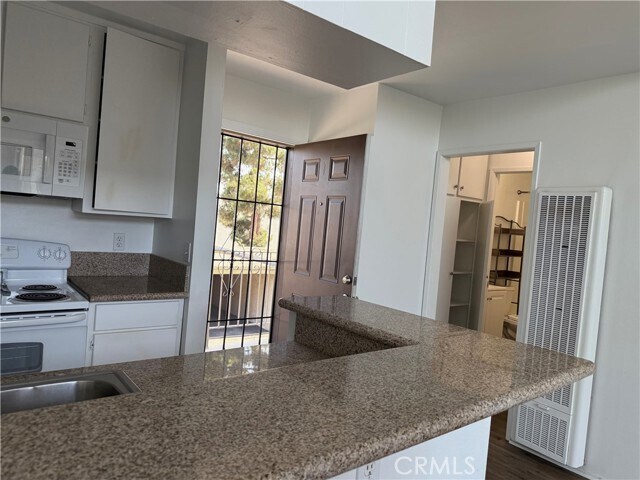 Building Photo - 808 Coriander Dr