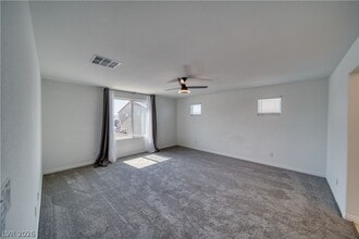Building Photo - 3821 E Weld Ave