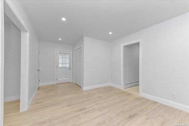 Building Photo - 129-14 135th Ave