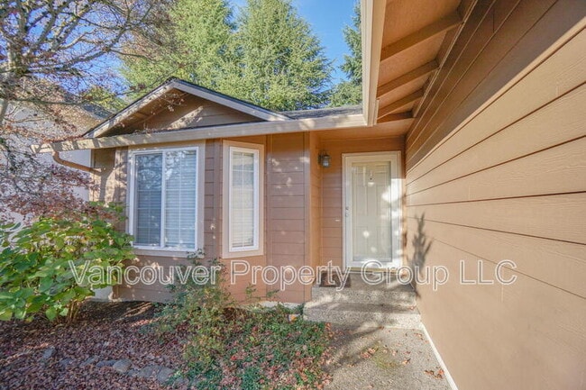 Photo - 1906 NE 151st Cir House