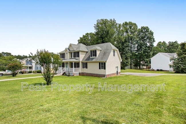 Foto del edificio - 5824 Silver Fox Ln