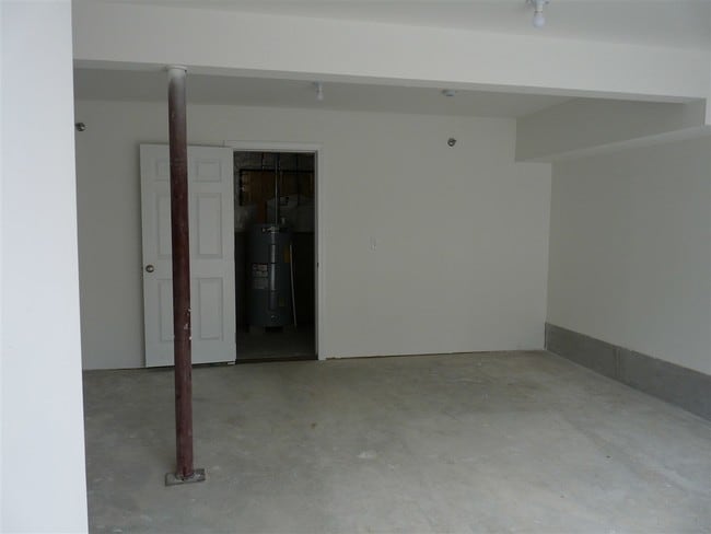 Building Photo - 26 Eagle Ridge Rd