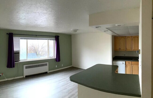 Building Photo - 130 S 1300 E