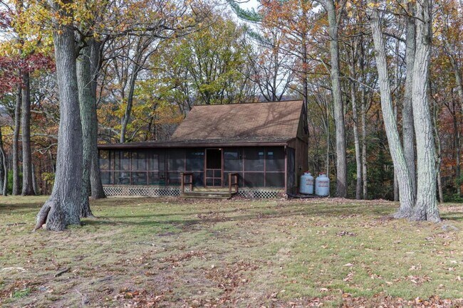 Building Photo - 116 Bomberger Ln