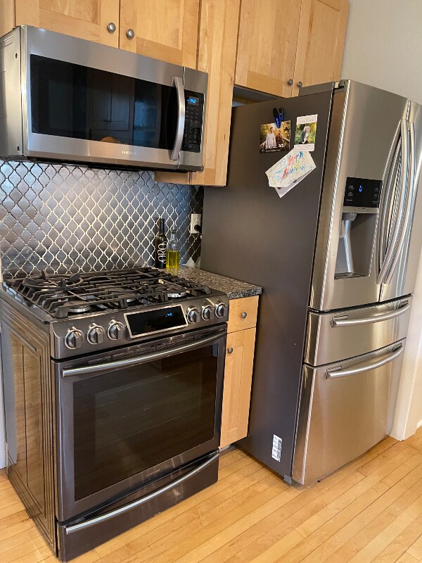 Foto del edificio - 2115-2117-2117 N Newhall St