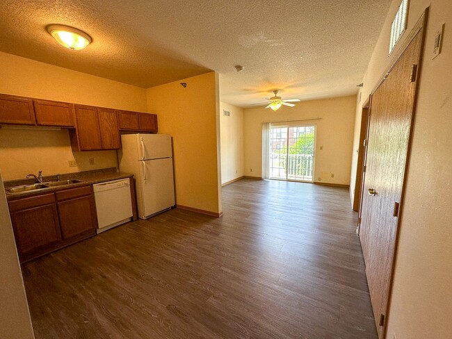 210 Gray Ave- Sunset View - Apartments in Ames, IA | Apartments.com