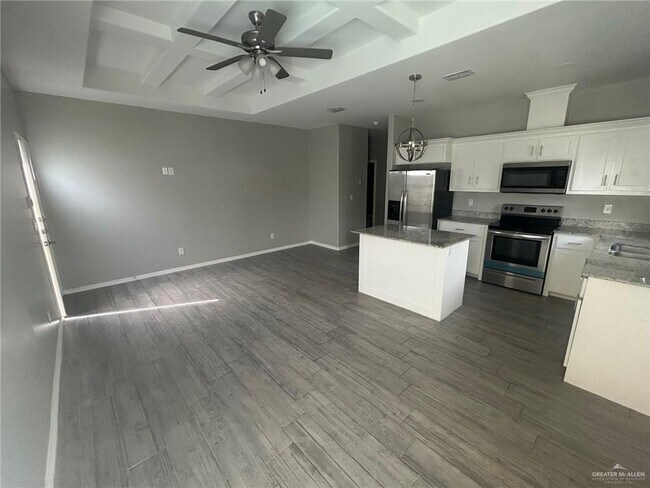 Building Photo - 1723 Stauffers St