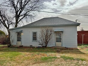 Building Photo - 1100 Burnett St