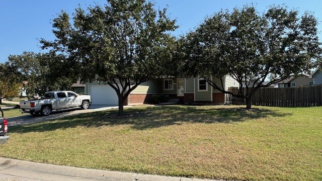 Building Photo - 3530 N Governeour St