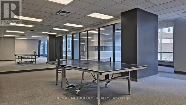 Photo du bâtiment - 7 Carlton St.