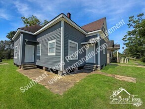 Building Photo - 1709 Mcfaddin Ave