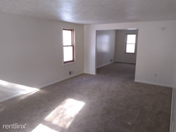 Foto principal - 3 br, 1 bath House - 62 Waverly Pl