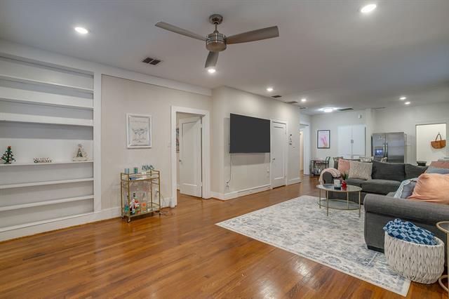 Foto del edificio - 3103 Odessa Ave