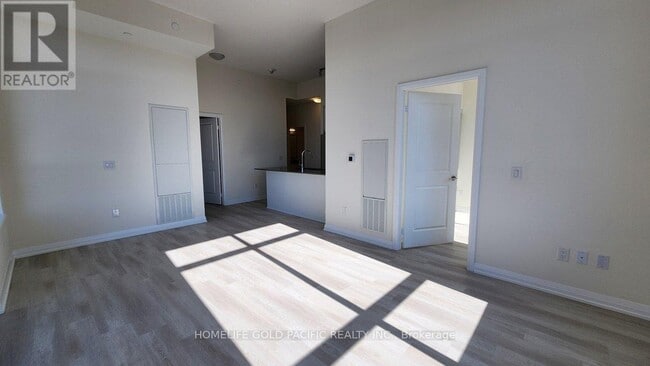 Photo du bâtiment - 3260 Sheppard Ave E