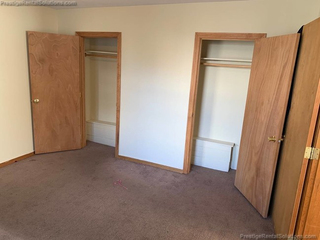 Building Photo - 96 Nichols Ave