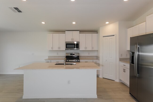 Building Photo - 13164 Merlot Sunstone Cove