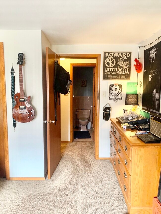 Foto del edificio - 4349 Murray Ave