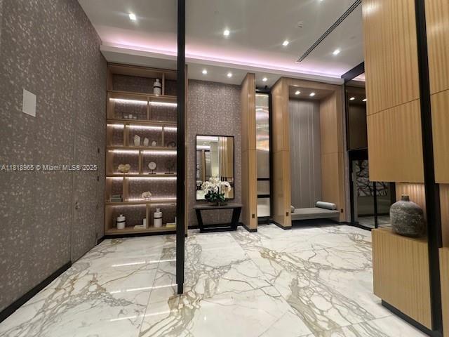 Foto del edificio - 19500 Turnberry Way