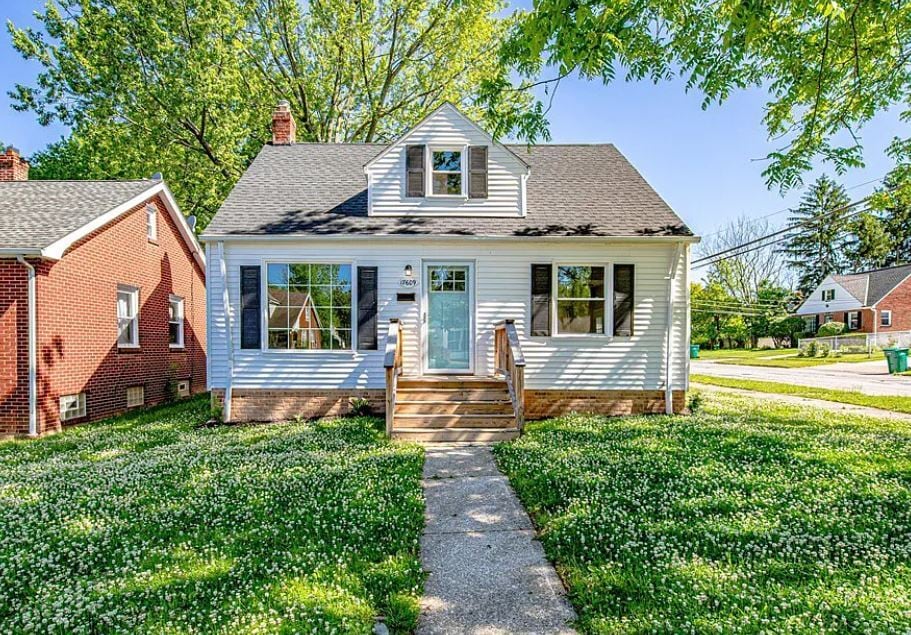 17609 Mapleboro Ave, Maple Heights, OH 44137 House Rental in Maple