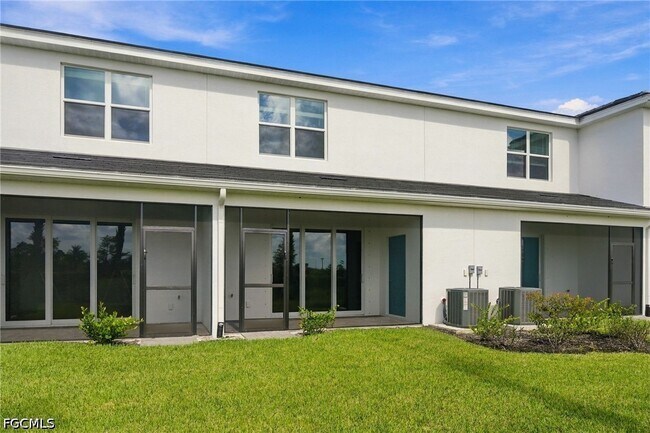 Foto del edificio - 5137 Draco Cir