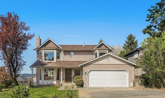 Modern Luxury: 4-Bed, 4.5-Bath Fully Remod... - Modern Luxury: 4-Bed, 4.5-Bath Fully Remod... House