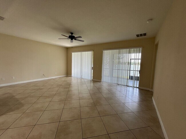 Foto del edificio - Single Family House for Rent