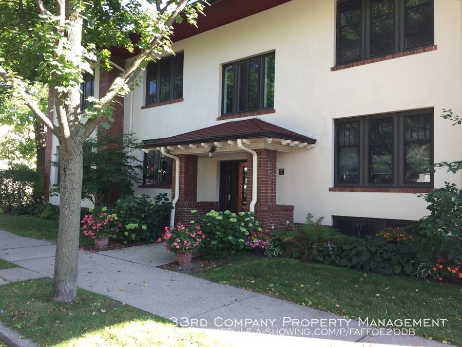 Foto principal - St. Paul Linwood Neighborhood - Condo