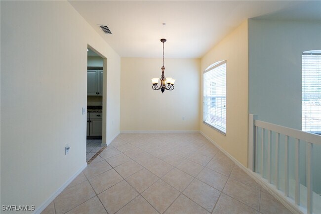 Building Photo - 2200 Arielle Dr