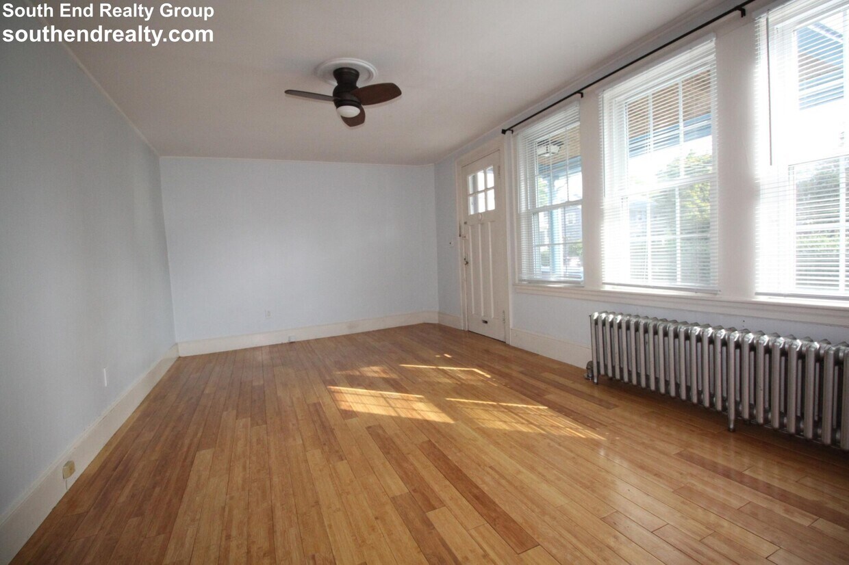 15 Spring St, Malden, MA 02148 Condo for Rent in Malden, MA
