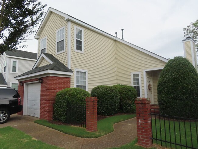 Building Photo - Long Creek Cove/MARINA SHORES