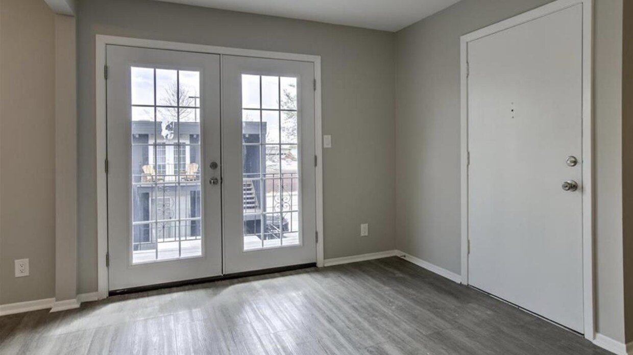 Foto principal - 809 W 40th St