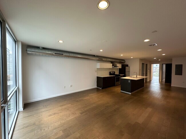 Foto del edificio - 1443 N Franklin St