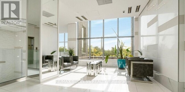Building Photo - 110 Marine Parade Dr