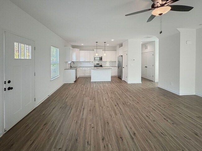 Foto del edificio - 2645 Hemphill St