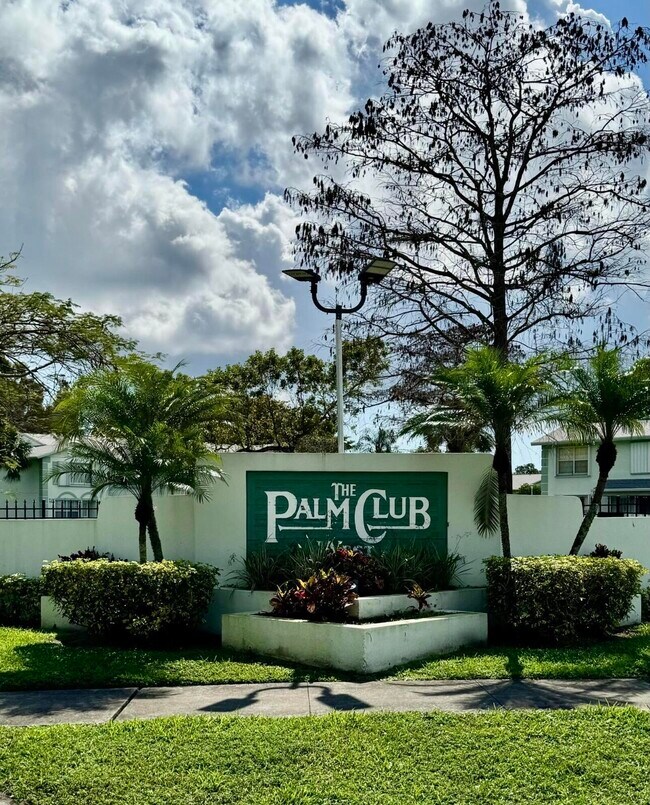 Foto del edificio - 3700 Savoy Ln