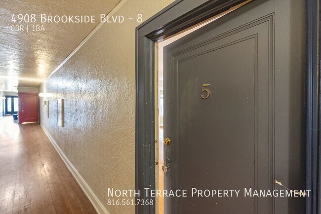 Building Photo - Charming, Vintage Studio Apartment - in Ka...