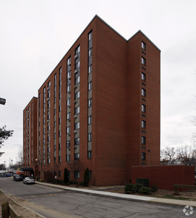 Primary Photo - Colony House Apartments