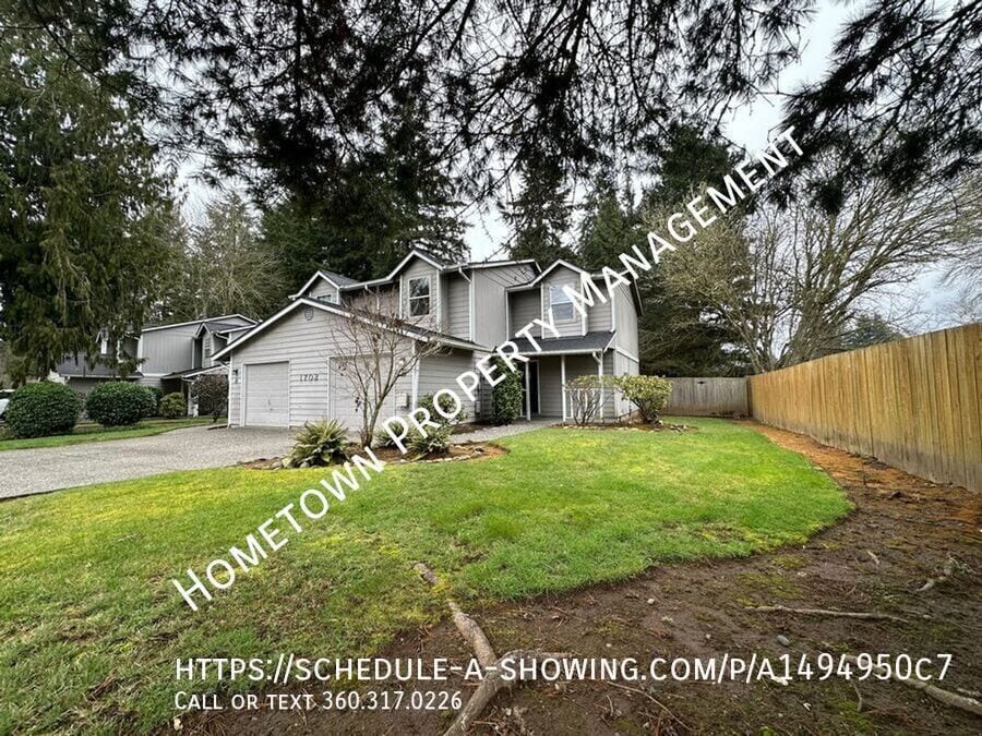 Primary Photo - Beautiful Duplex in Lacey - Available NOW!