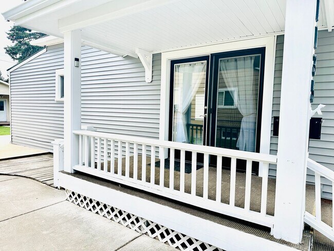 Foto del edificio - Gorgeous Kalispell home with Historical Charm