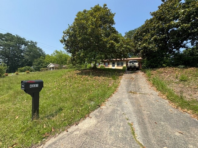Building Photo - 4331 Ashland Dr