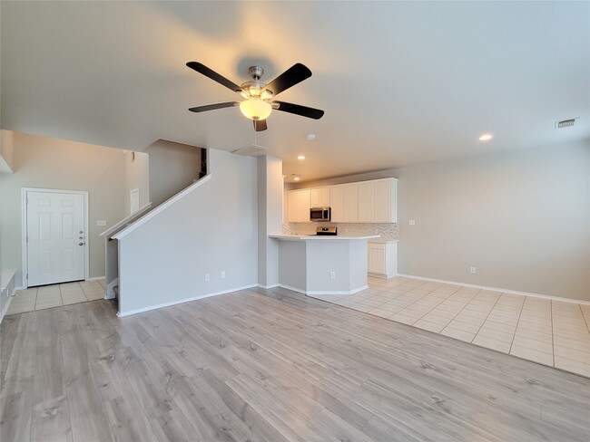 Building Photo - 3014 Loganberry Park Ln