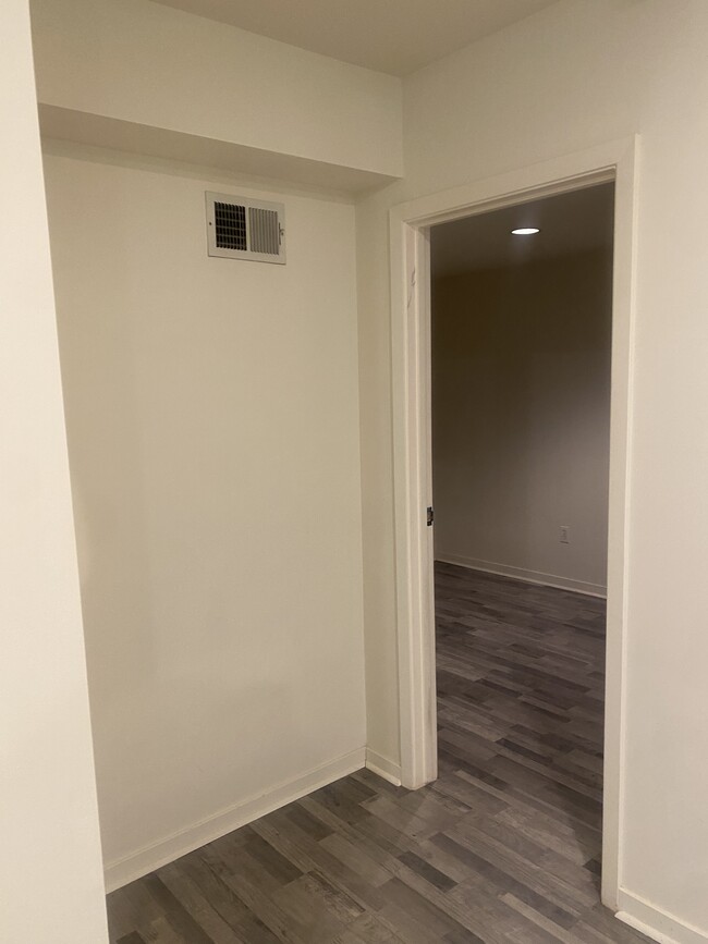 Foto del edificio - 2233 N Point St