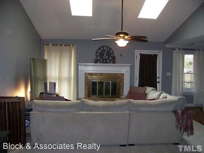 Foto del edificio - 3 br, 2 bath House - 1608 Piney Creek Pl