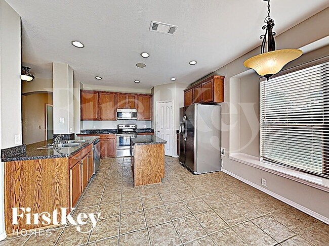 Foto del edificio - 816 Cutting Horse Dr