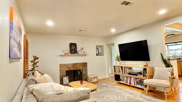 Building Photo - 3989 Coolidge Ave